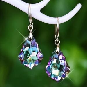 14kt White Gold Pltd Vitrail Light Austrian Crystal Baroque Dangle Hook Earrings